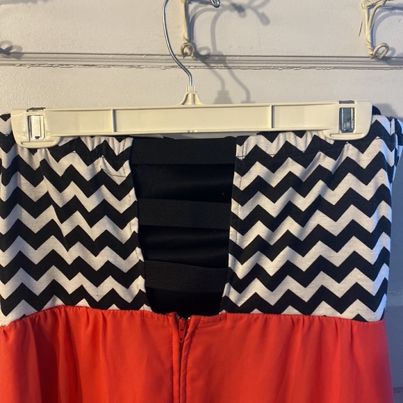 Strapless Dress - Picture 5 of 8